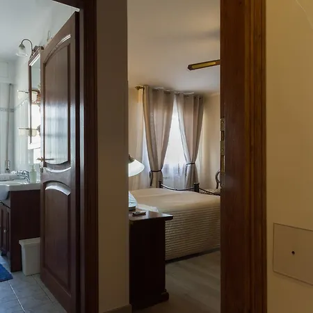 Casa Del Cuoco 3* Кампи-Бизенцио